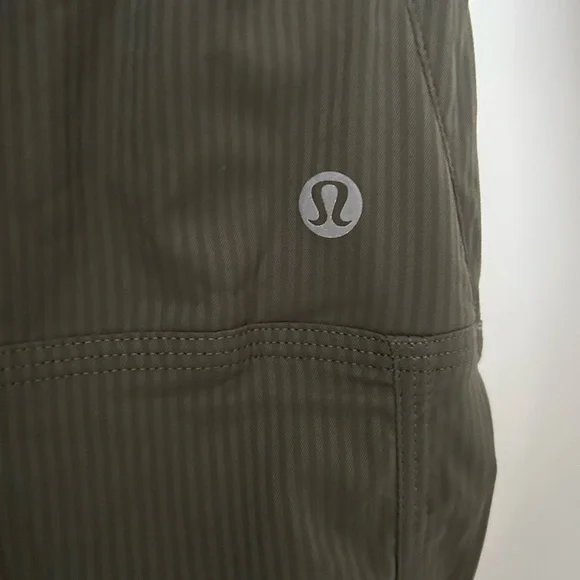 Lululemon women’s army green dance studio pant - Picture 3 of 8